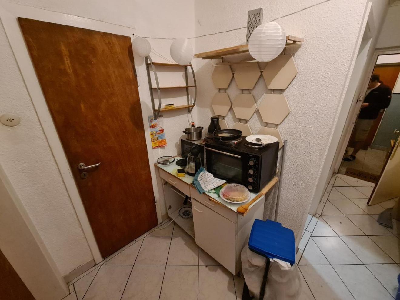 Notunterkunft Ge