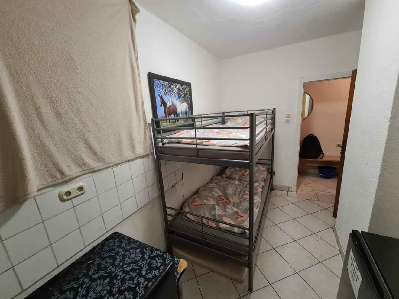Privatunterkunft Notunterkunft Ge
